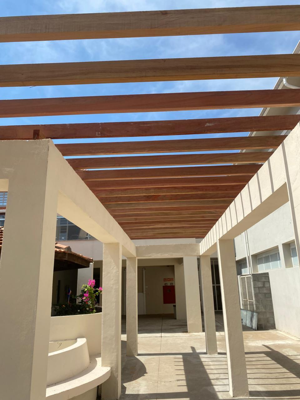 Cobertura em madeira executada pela M Delatorre